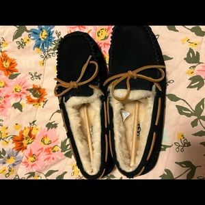 Womens Black Dakota Ugg Mocasins